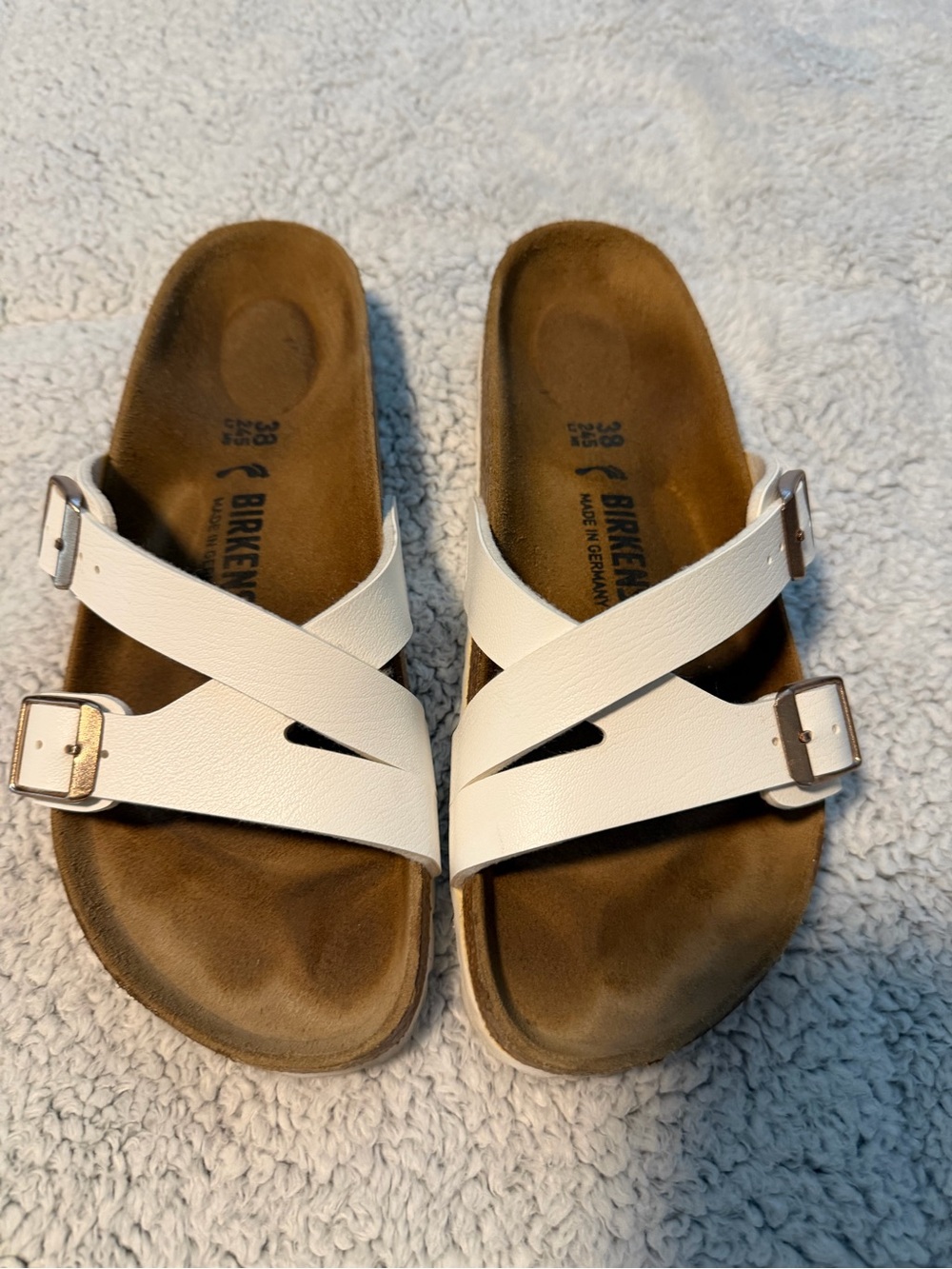 Birkenstock White Cross-Over Buckle Sandals - size 38